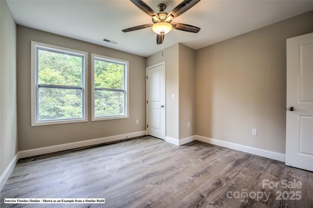 398 Deaverview Road, Asheville, NC 28806