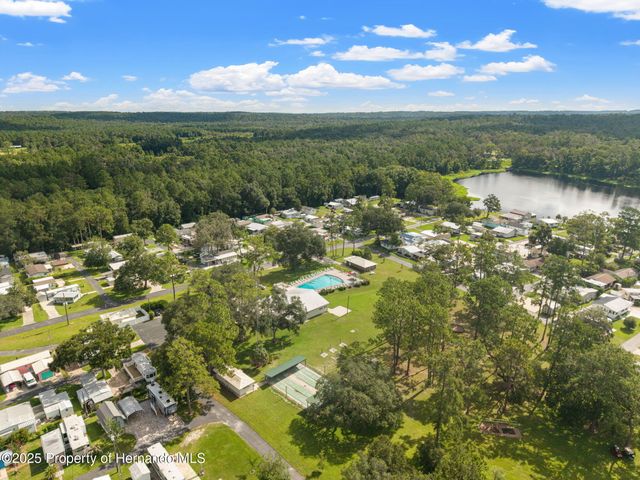 2092 Culbreath Road A27, Brooksville, FL 34602