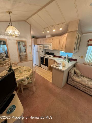 2092 Culbreath Road A27, Brooksville, FL 34602