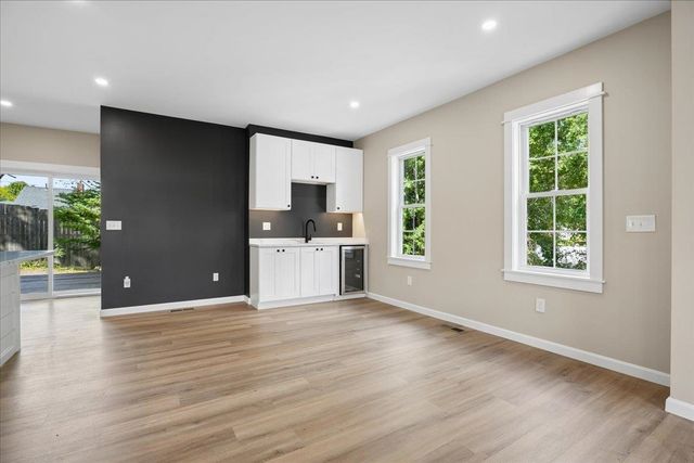 26 Lamonte Street, Manchester, NH 03104