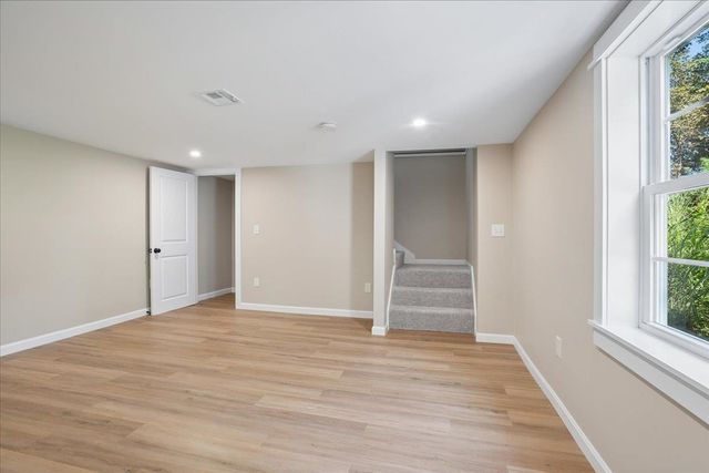 26 Lamonte Street, Manchester, NH 03104