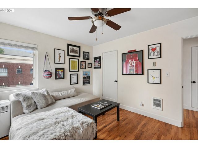 1401 Nw 23RD Ave, Portland, OR 97210