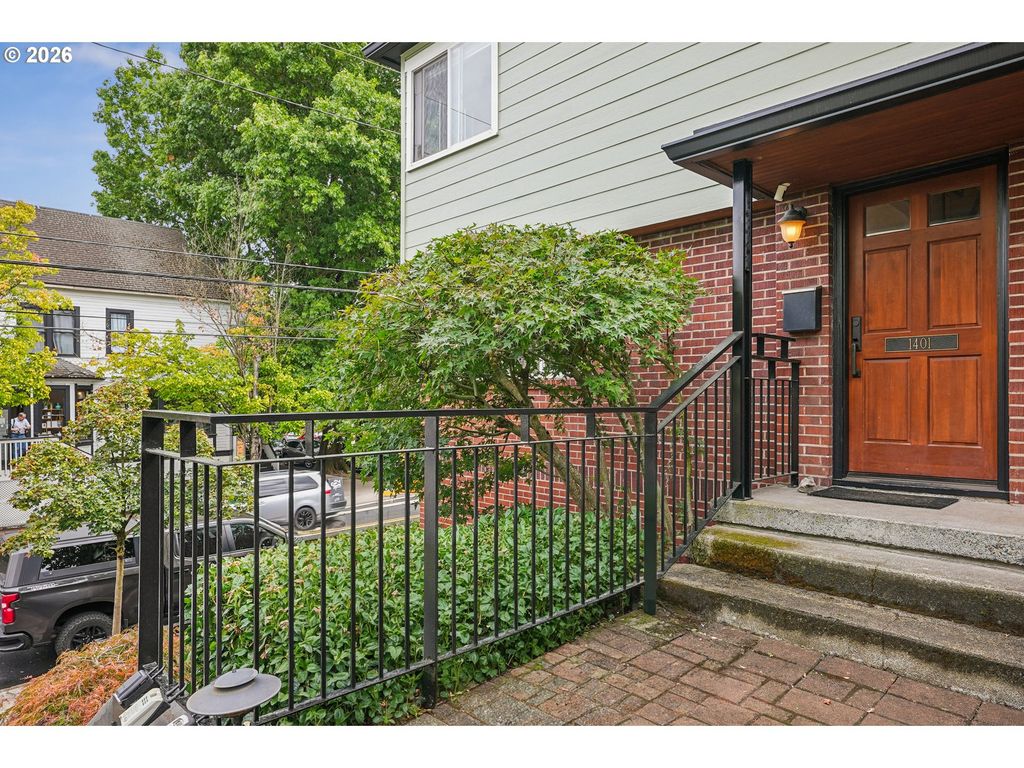1401 Nw 23RD Ave, Portland, OR 97210