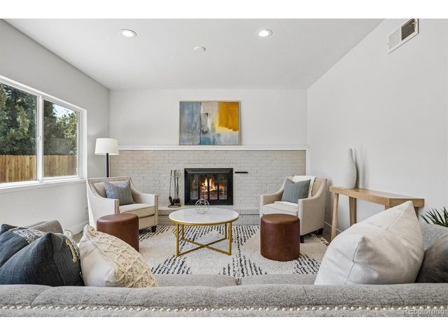 2964 S Verbena Way, Denver, CO 80231