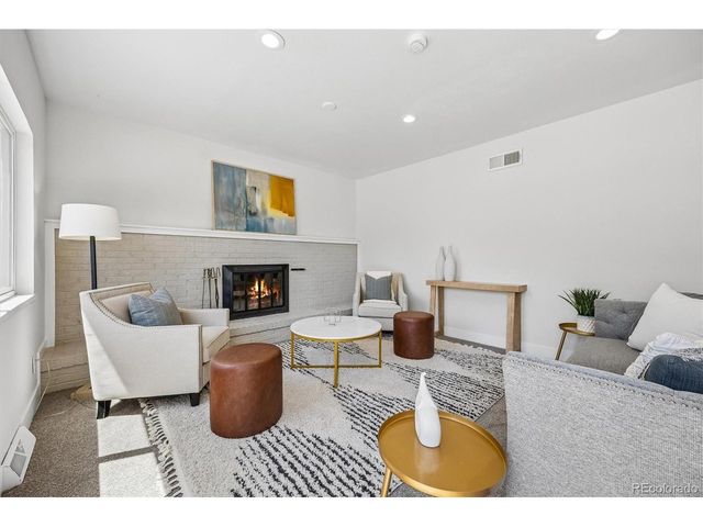 2964 S Verbena Way, Denver, CO 80231