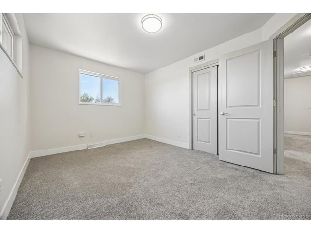2964 S Verbena Way, Denver, CO 80231