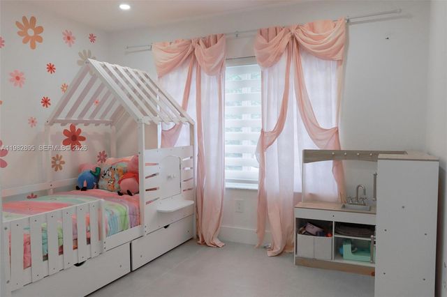 5830 SW 51st Ter, Miami, FL 33155