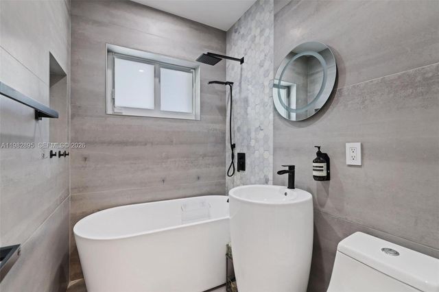 5830 SW 51st Ter, Miami, FL 33155