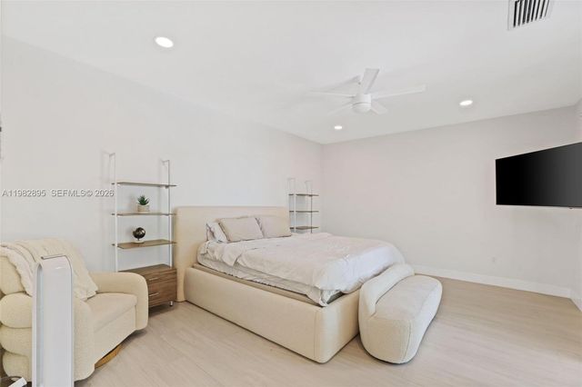 5830 SW 51st Ter, Miami, FL 33155