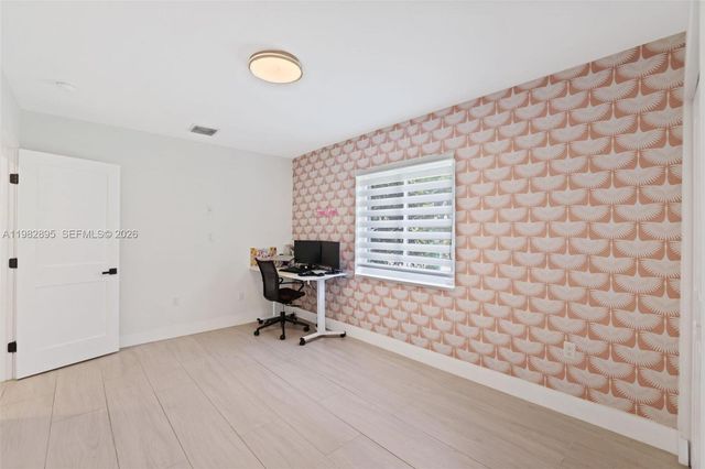 5830 SW 51st Ter, Miami, FL 33155