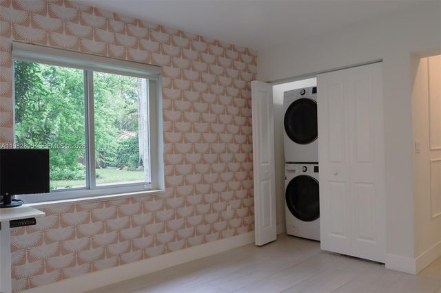 5830 SW 51st Ter, Miami, FL 33155