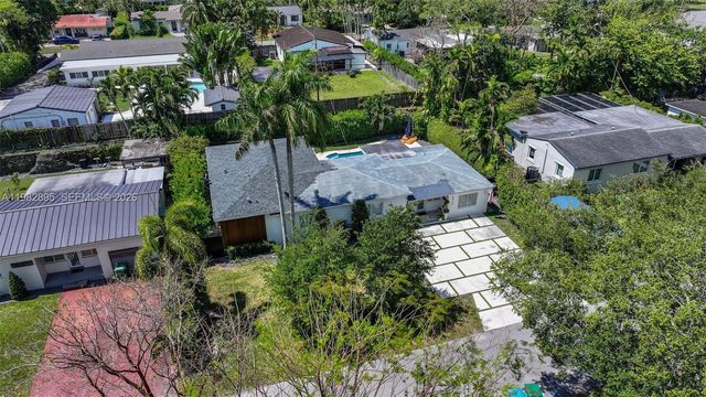 5830 SW 51st Ter, Miami, FL 33155