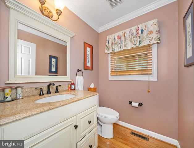 111 RAMUNNO CIR, Hockessin, DE 19707