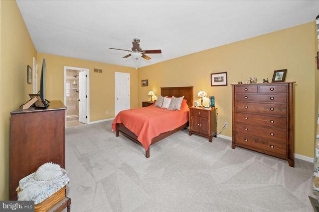 111 RAMUNNO CIR, Hockessin, DE 19707