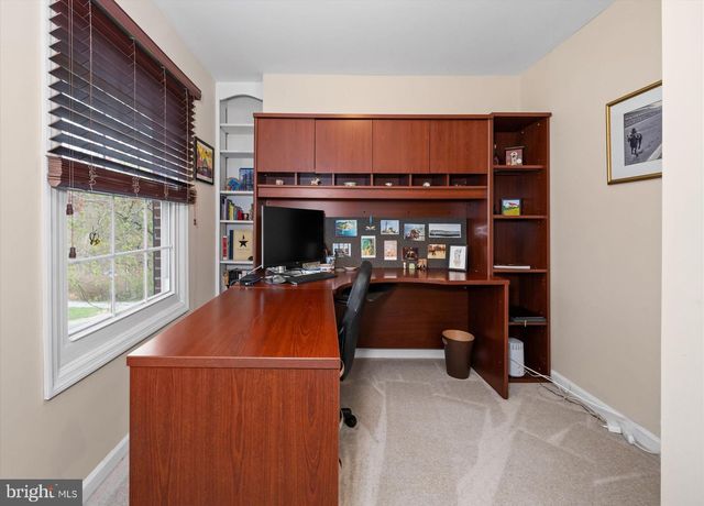 111 RAMUNNO CIR, Hockessin, DE 19707