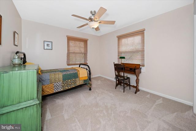 111 RAMUNNO CIR, Hockessin, DE 19707