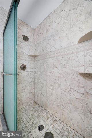 111 RAMUNNO CIR, Hockessin, DE 19707