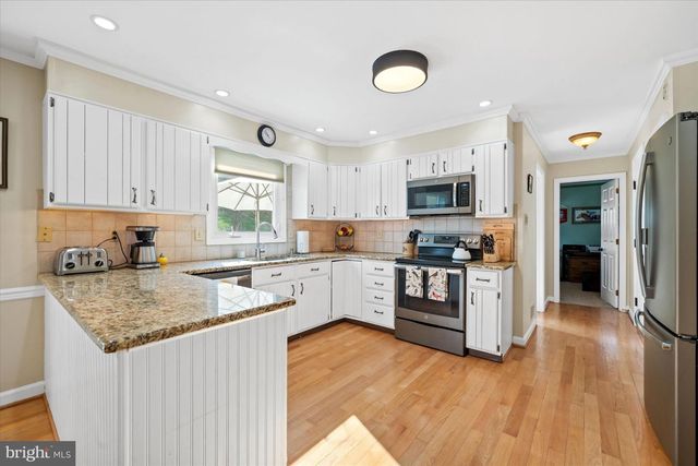 111 RAMUNNO CIR, Hockessin, DE 19707
