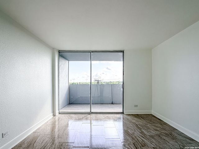 7039 San Pedro Ave Apt 411, San Antonio, TX 78216