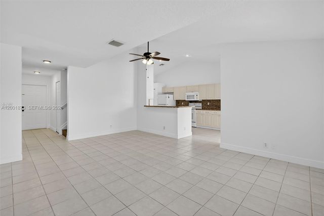 10907 W Broward Blvd, Plantation, FL 33324