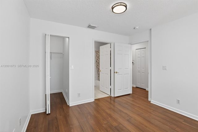 10907 W Broward Blvd, Plantation, FL 33324