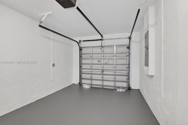 10907 W Broward Blvd, Plantation, FL 33324