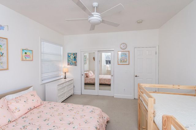 984 Hogwarts Cir, Petaluma, CA 94954