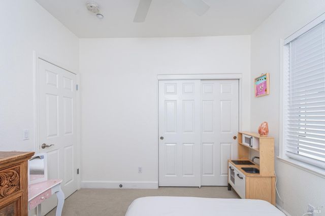 984 Hogwarts Cir, Petaluma, CA 94954