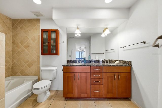 2400 FEATHER SOUND DRIVE 1424, Clearwater, FL 33762