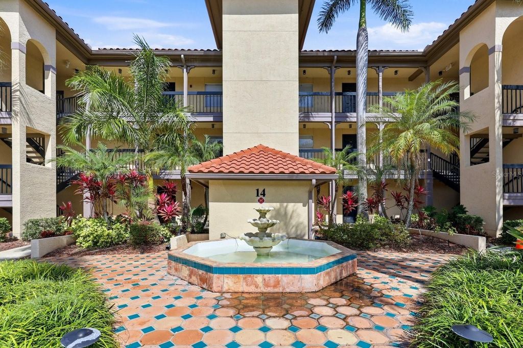 2400 FEATHER SOUND DRIVE 1424, Clearwater, FL 33762