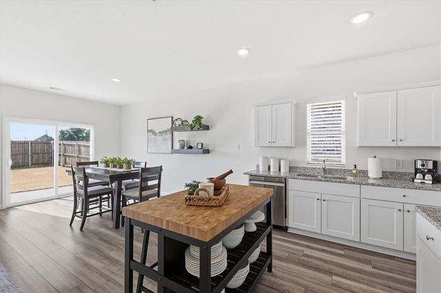 1545 Shadow Hawk Drive, Fort Worth, TX 76052