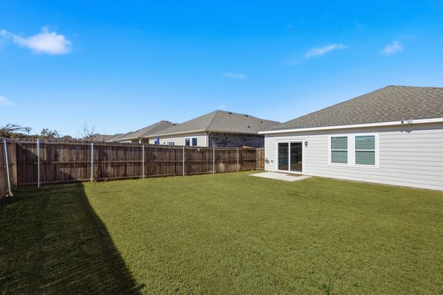 1545 Shadow Hawk Drive, Fort Worth, TX 76052