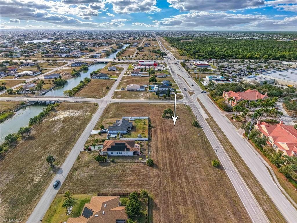 1808 Kismet PKWY E, CAPE CORAL, FL 33909 — exterior