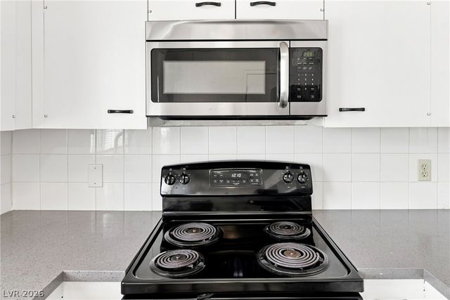 1315 Oakwood Avenue, North Las Vegas, NV 89030