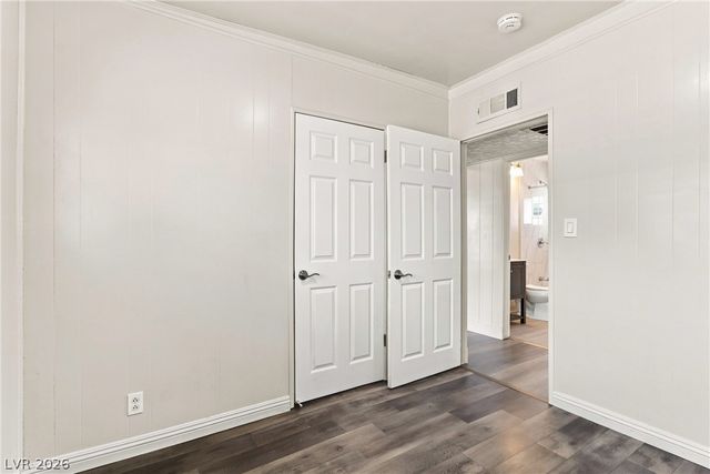 1315 Oakwood Avenue, North Las Vegas, NV 89030