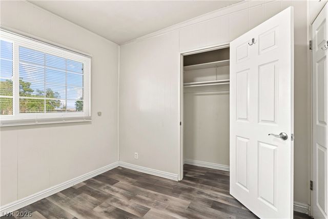 1315 Oakwood Avenue, North Las Vegas, NV 89030