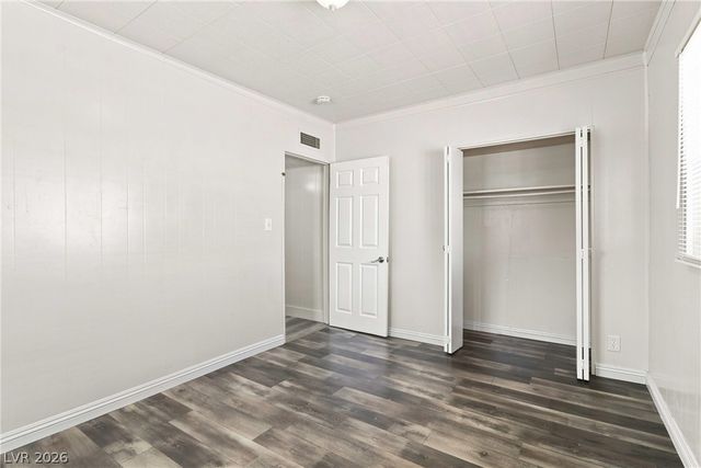 1315 Oakwood Avenue, North Las Vegas, NV 89030