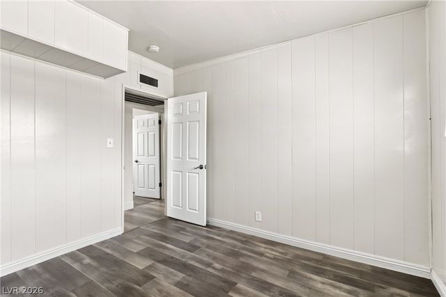 1315 Oakwood Avenue, North Las Vegas, NV 89030