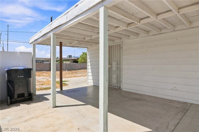 1315 Oakwood Avenue, North Las Vegas, NV 89030