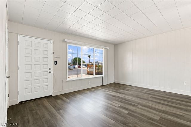 1315 Oakwood Avenue, North Las Vegas, NV 89030