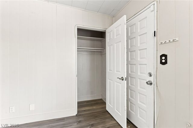 1315 Oakwood Avenue, North Las Vegas, NV 89030