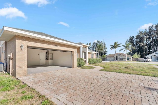 11641 59TH STREET N, Pinellas Park, FL 33782