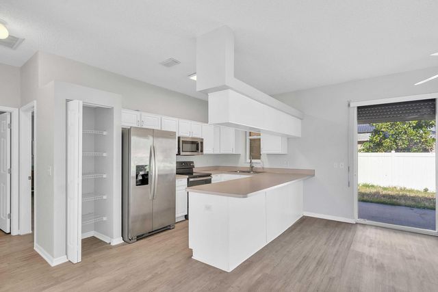 11641 59TH STREET N, Pinellas Park, FL 33782