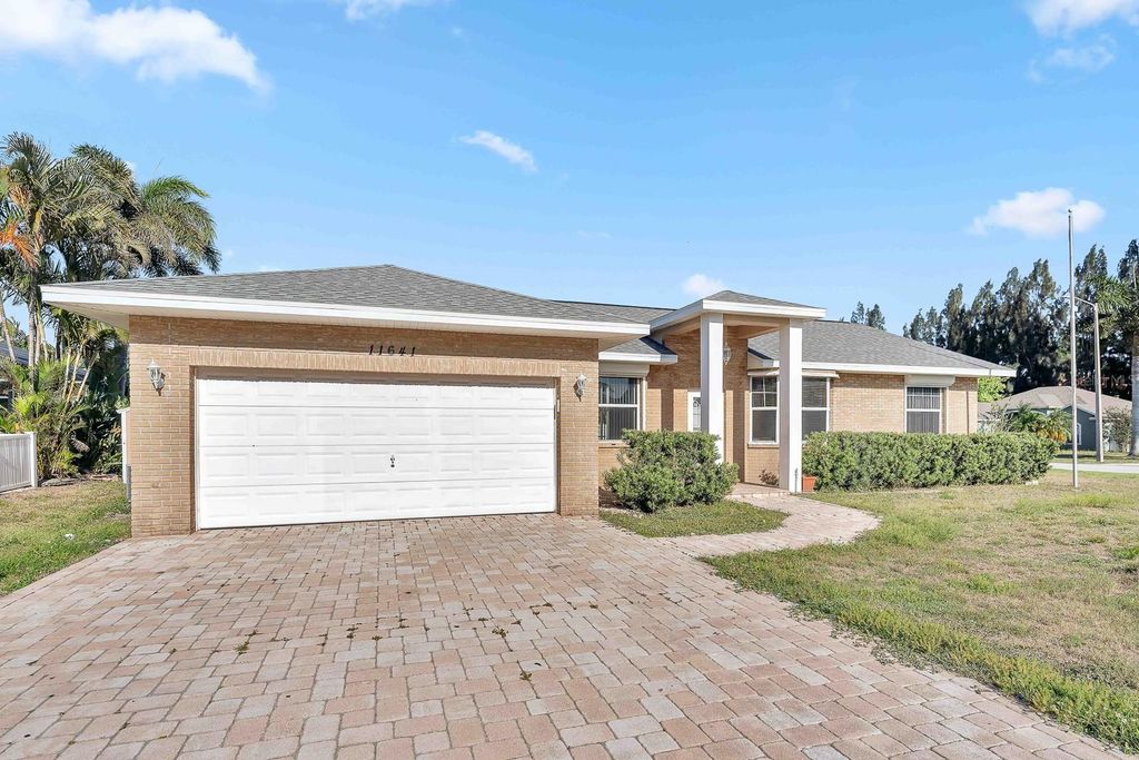 11641 59TH STREET N, Pinellas Park, FL 33782