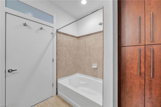 415 Saint Pauls Blvd Unit 407, Norfolk, VA 23510