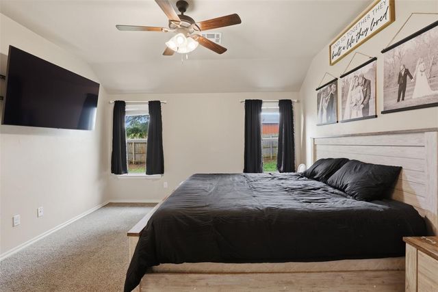 1412 SE 6th Street, Moore, OK 73160