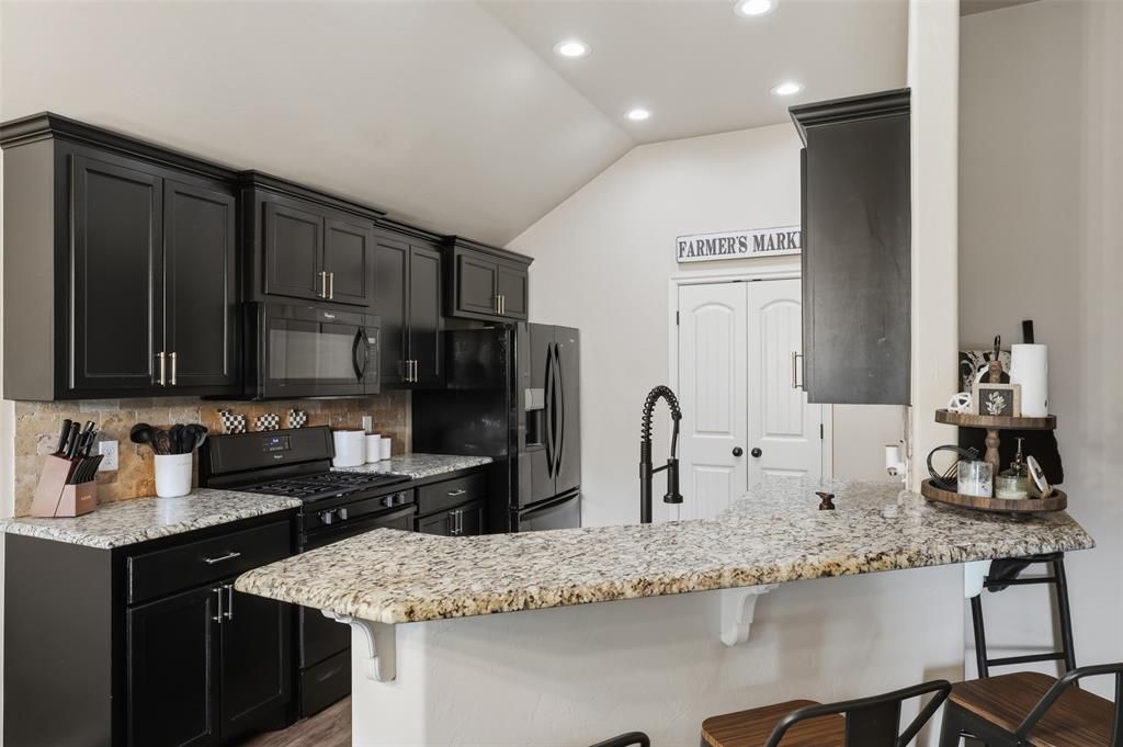 1412 SE 6th Street, Moore, OK 73160