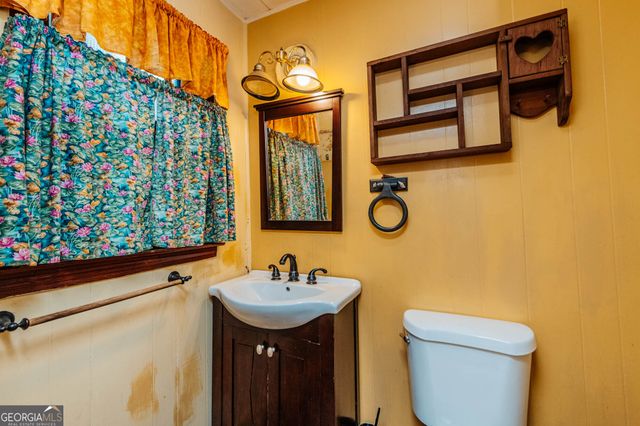 109 Fisher Street, Warner Robins, GA 31093