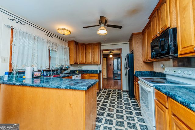 109 Fisher Street, Warner Robins, GA 31093