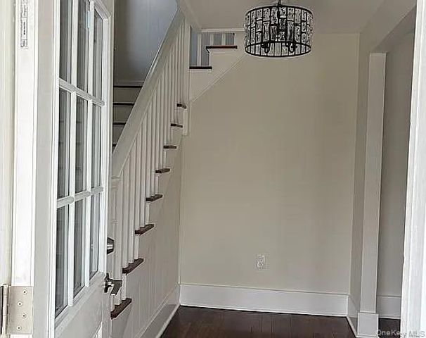 34 Kelsey Road, Poughkeepsie, NY 12601